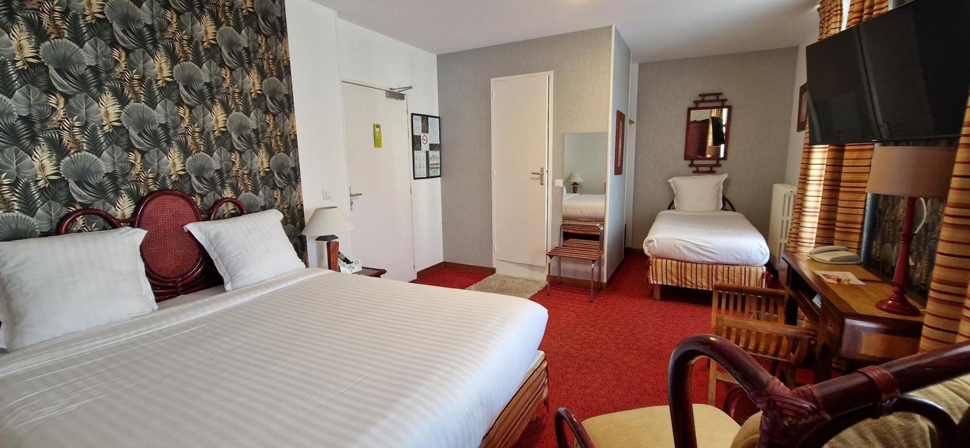 Brit Hotel Essentiel Pontivy Robic Exterior foto