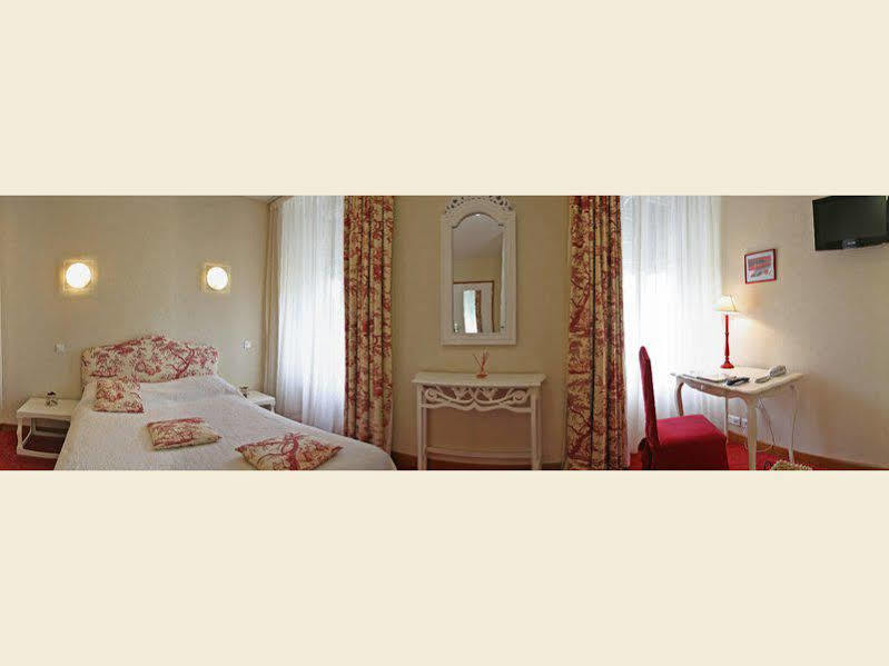 Brit Hotel Essentiel Pontivy Robic Exterior foto